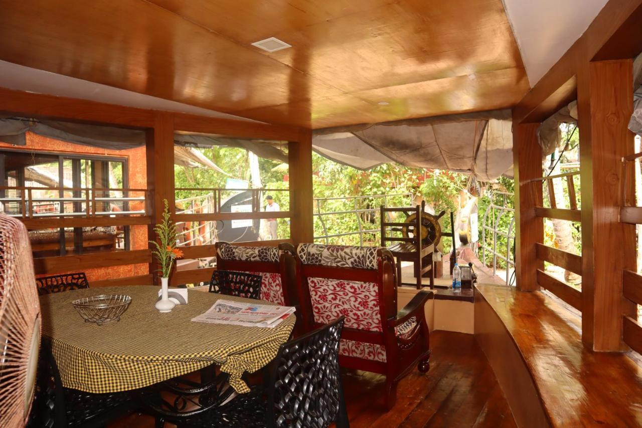 Kera Houseboats Hotel Alappuzha Luaran gambar